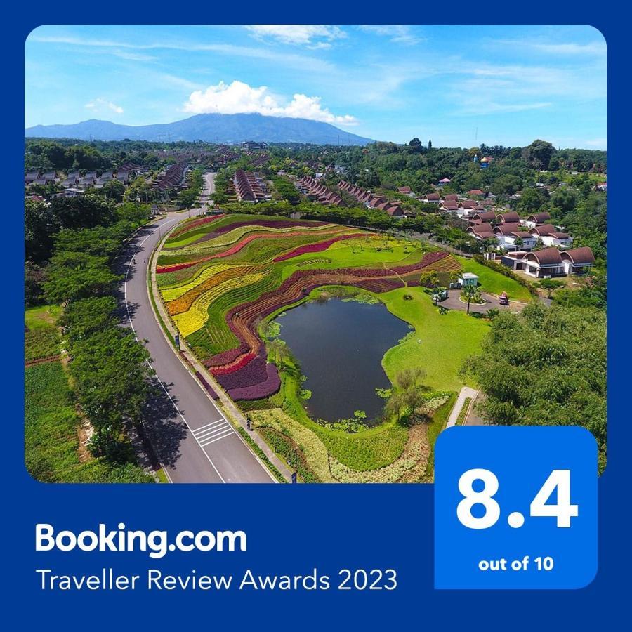 Vimala Hills Resort Cozy Villa Puncak Gadog Bogor Buitenkant foto